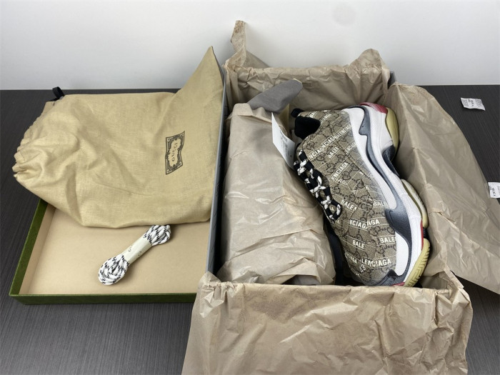 BLCG Sneaker Triple.s.Gomma 677192 ULZ10 9795
