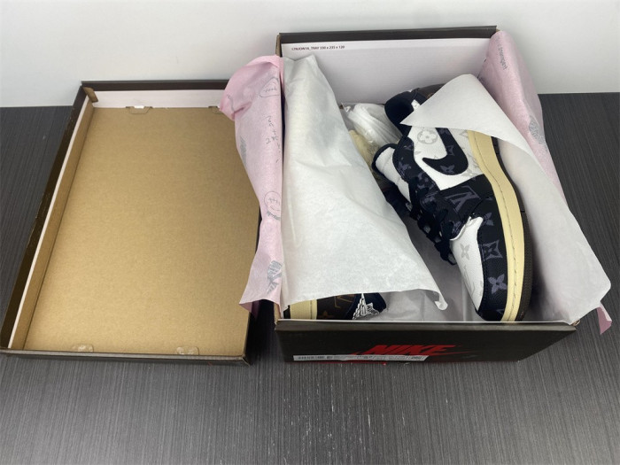 AIR JORDAN 1 RETRO HIGH OG SP CM7866-126
