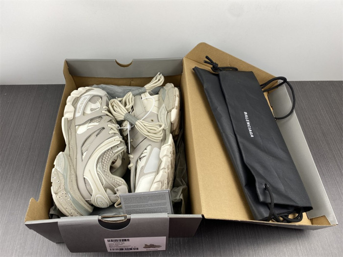 BLCG Track Trainer White 542023 W3FE4 9697