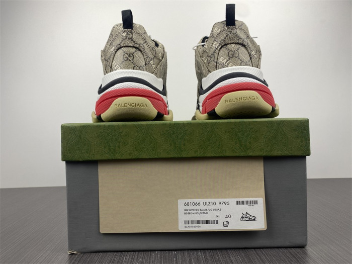 BLCG Sneaker Triple.s.Gomma 681066 ULZ10 9795