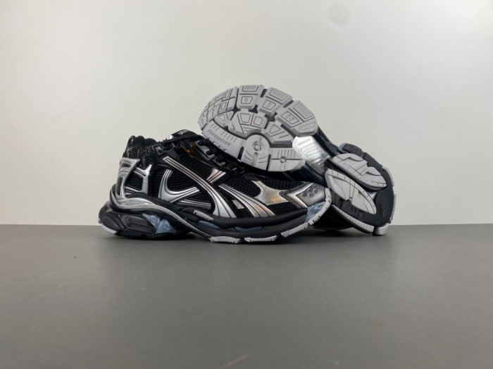 BLCG Runner Sneaker 772774 W3RNY 0322