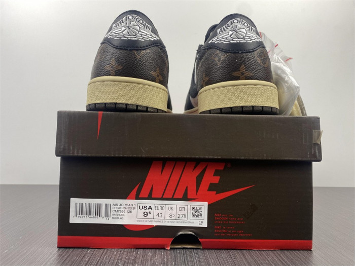 AIR JORDAN 1 RETRO HIGH OG SP CM7866-126