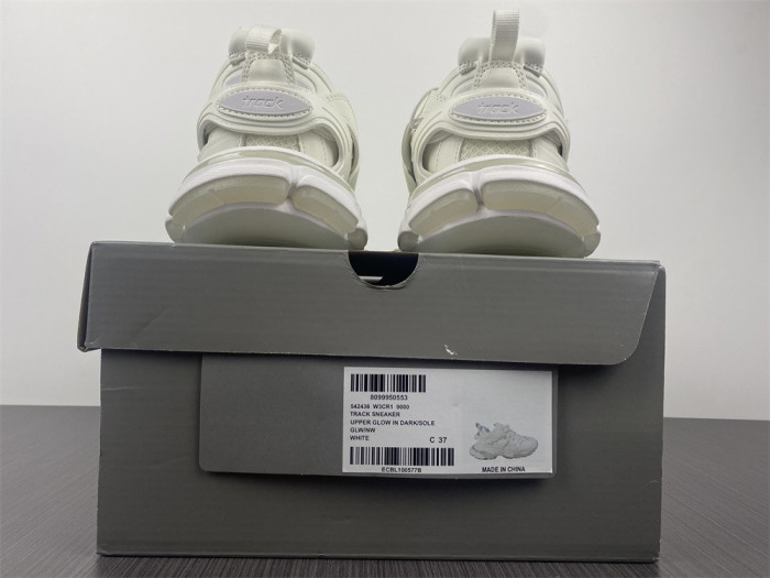 BLCG Track Trainer White Glow In The Dark 542436 W3CR1 9000
