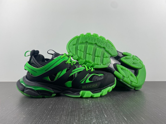 BLCG Track Trainer black green glow 542023 W3RL1 1035