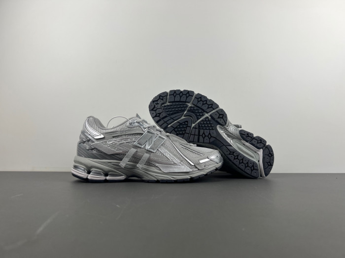 N3W BLANCE 1906A Concrete Silver Metallic M1906AG