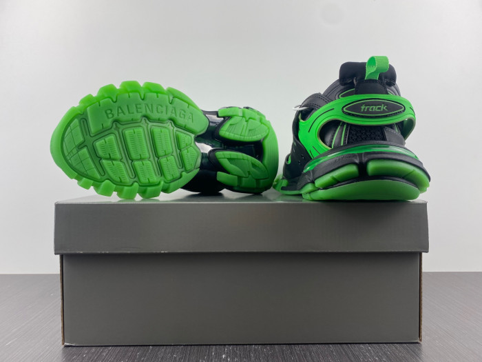 BLCG Track Trainer black green glow 542023 W3RL1 1035