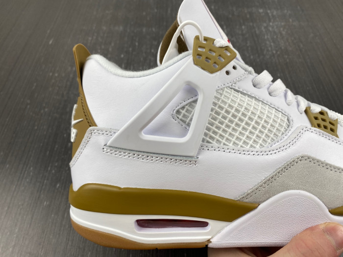 Nike SB x Air Jordan 4 Yellow and White DR5415-120