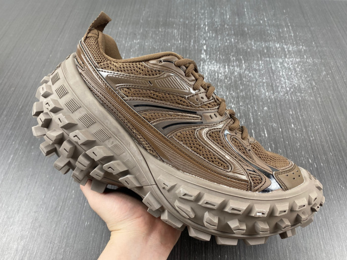 BLCG DEFENDER RUBBER PLATFORM SNEAKERS 685613 W2RB5 2408