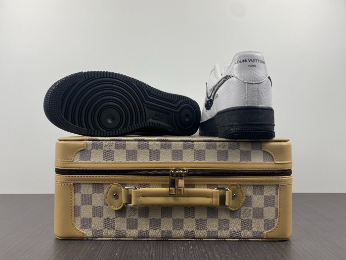 Nike Air Force 1 Low LV3359 101