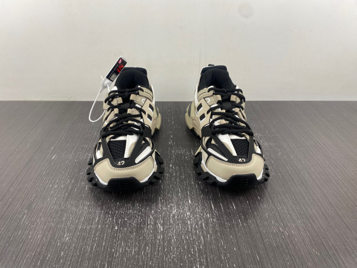 BLCG Track Trainer 542023 W3AC4 8017