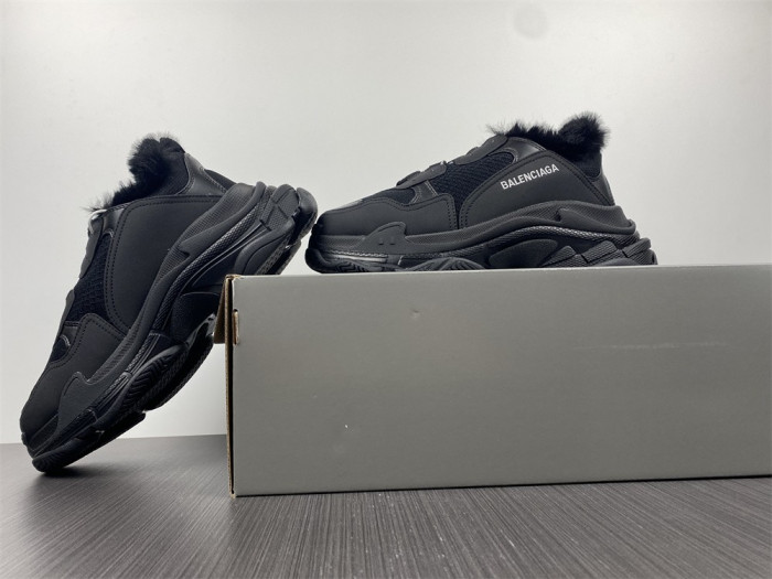BLCG Sneaker Triple.s.Gomma Black 668563 W3CQ5 1000
