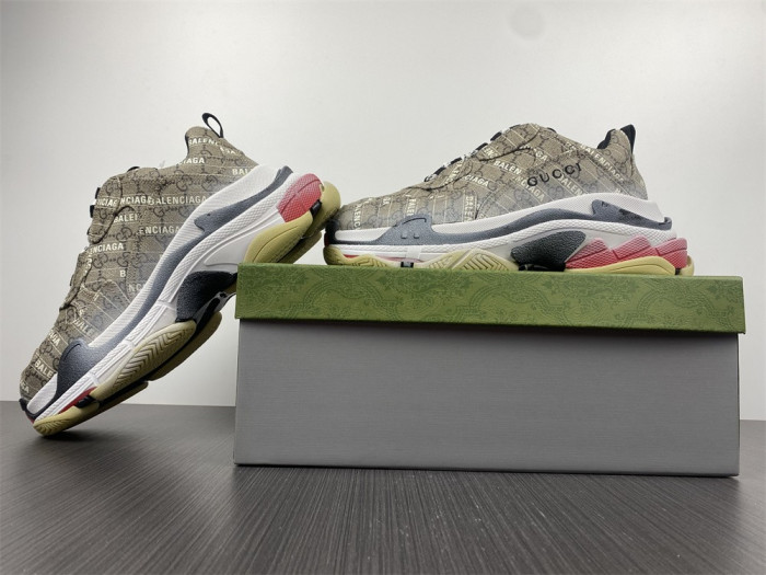BLCG Sneaker Triple.s.Gomma 677192 ULZ10 9795
