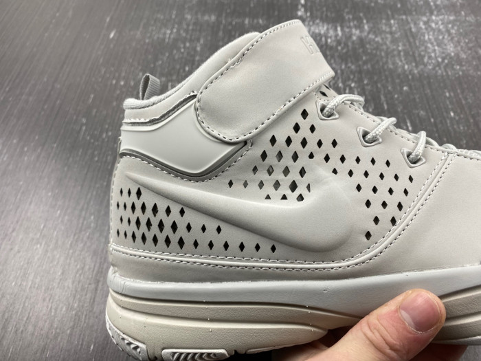 Nike Kobe 2 Black Mamba Collection Fade to Black 869452-003