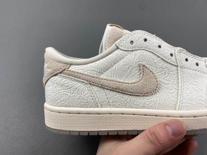 Air Jordan 1 Retro Low OG Chris Paul FZ0455-200