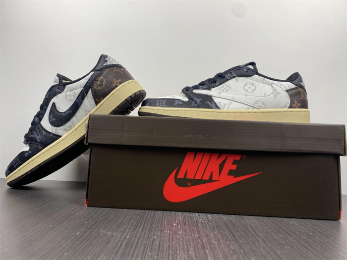 AIR JORDAN 1 RETRO HIGH OG SP CM7866-126