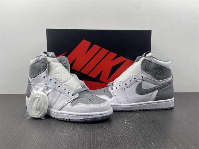 Air Jordan 1 High OG "Stealth" 555088-037