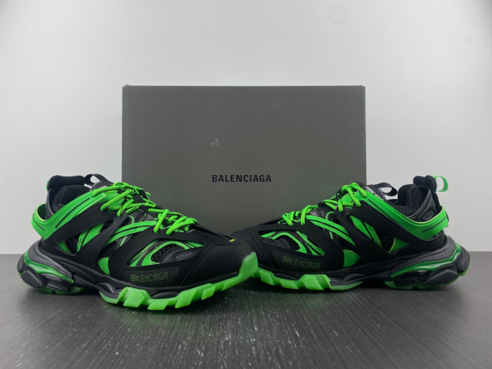 BLCG Track Trainer black green glow 542023 W3RL1 1035