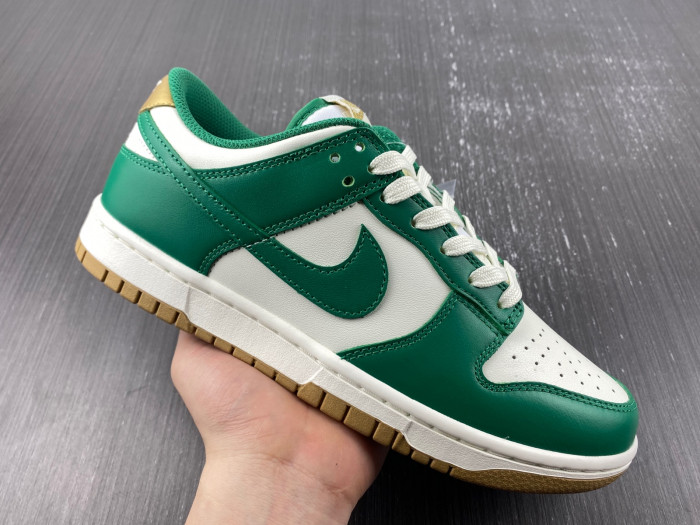Nike Dunk Low Malachite University Gold (W) FB7173-131
