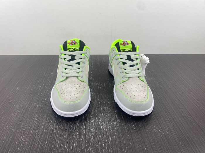 Nike Dunk Low University of Oregon PE (2023) FQ7260-001