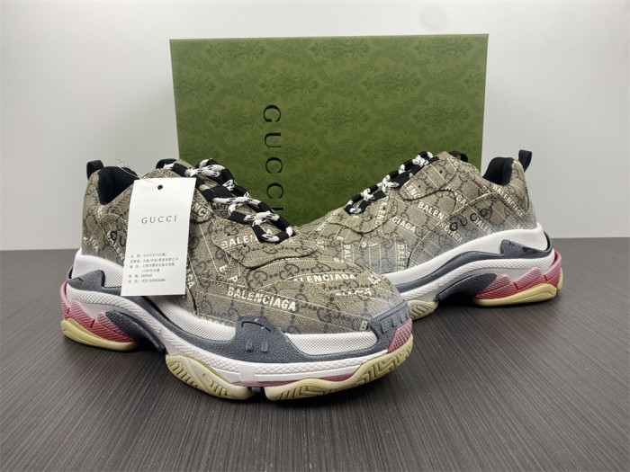 BLCG Sneaker Triple.s.Gomma 677192 ULZ10 9795