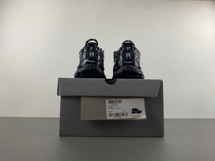 BLCG PHANTOM SNEAKER 772767-W3RNY-0135
