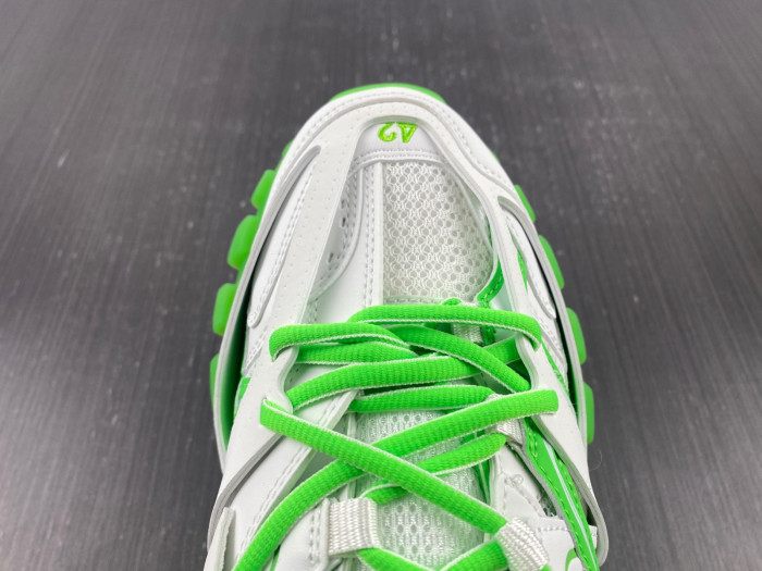 BLCG Track Trainer white green glow 542023 W3RL1 9035
