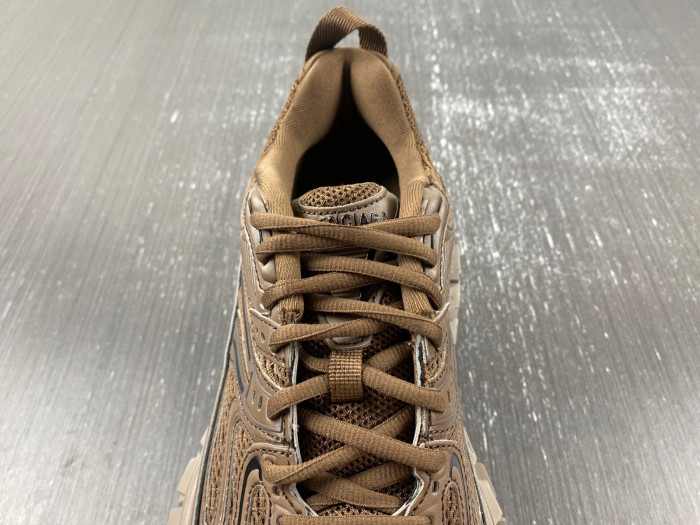 BLCG DEFENDER RUBBER PLATFORM SNEAKERS 685613 W2RB5 2408
