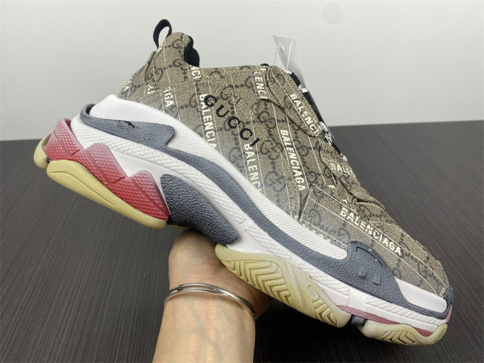 BLCG Sneaker Triple.s.Gomma 677192 ULZ10 9795