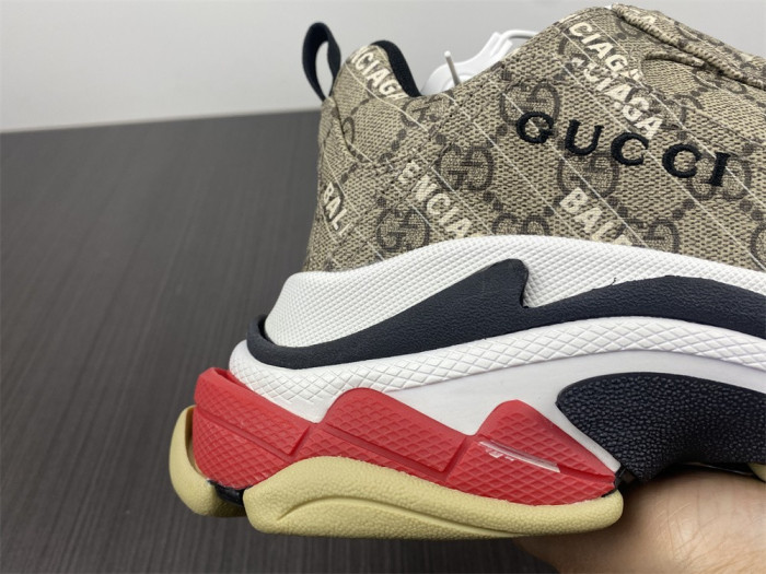 BLCG Sneaker Triple.s.Gomma 681066 ULZ10 9795