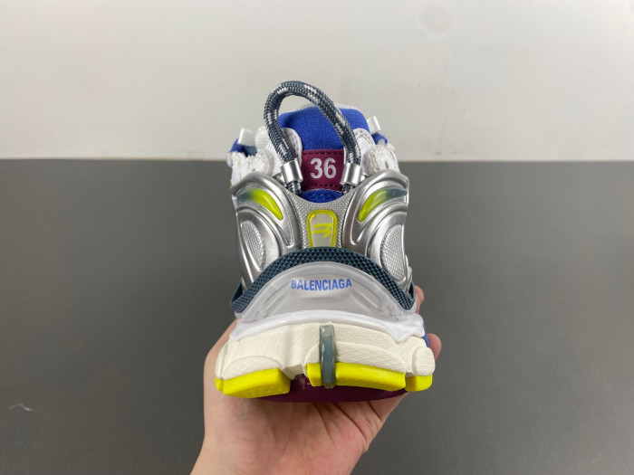 BLCG PHANTOM SNEAKER 772774-W3RNY-0328