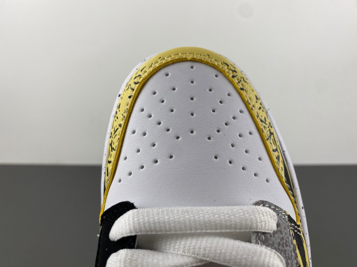 Nike Dunk Low What The Duck Away University Of Oregon Pe Hv1454-100