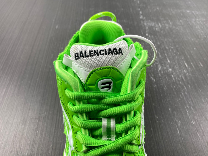 BLCG Runner Sneaker 677402 W3RBM 3590