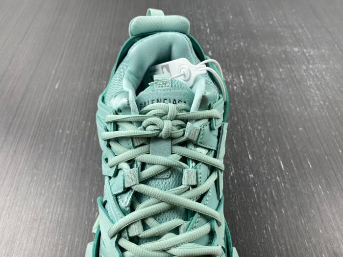 BLCG Track Trainer ice blue 542023 W2LA2 4010