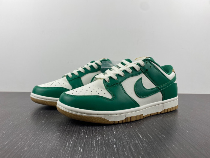 Nike Dunk Low Malachite University Gold (W) FB7173-131