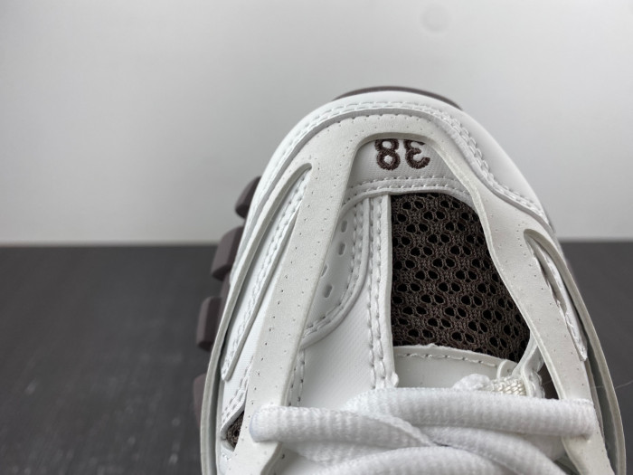 BLCG Track Trainer White Silver 542436 W5CB2 0609