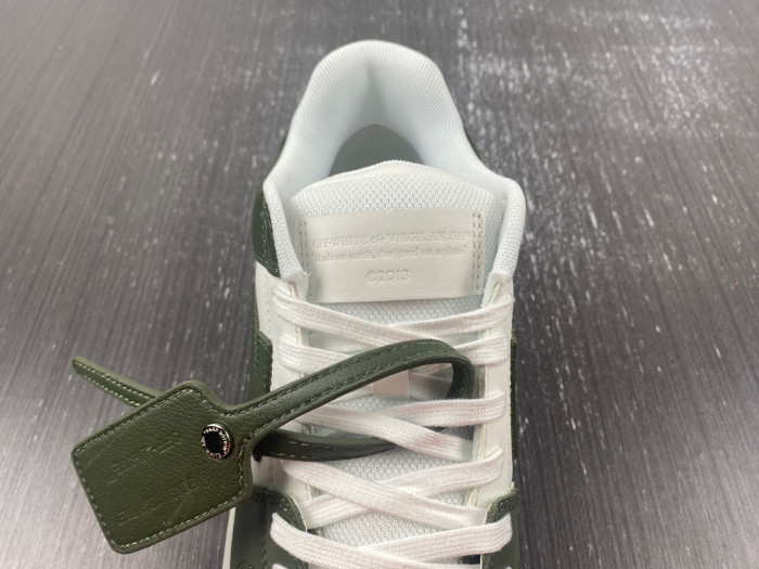 OFW SNEAKER