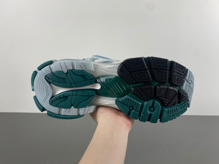 BLCG PHANTOM SNEAKER 772774-W3RBW-0623