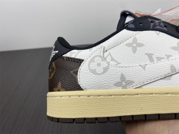 AIR JORDAN 1 RETRO HIGH OG SP CM7866-126