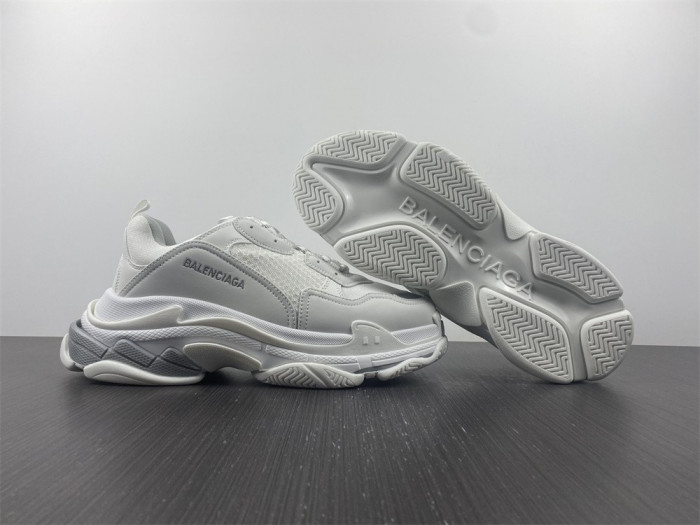 BLCG Sneaker Triple.s.Gomma white grey 536737 W2F54 1200