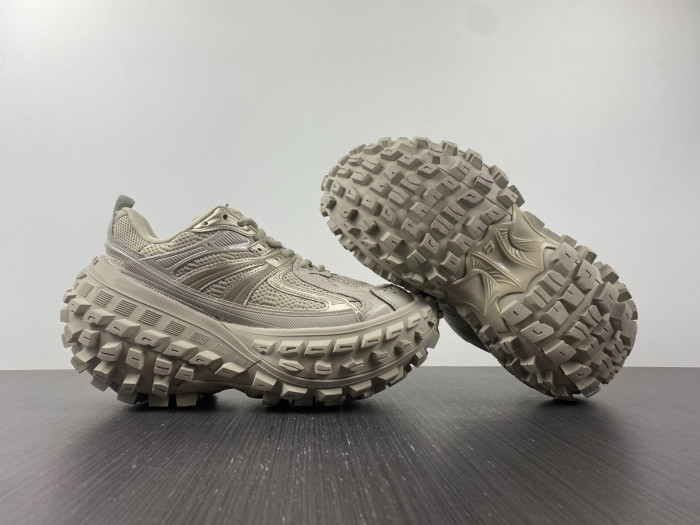BLCG DEFENDER RUBBER PLATFORM SNEAKERS 685611 W2RA6 9700