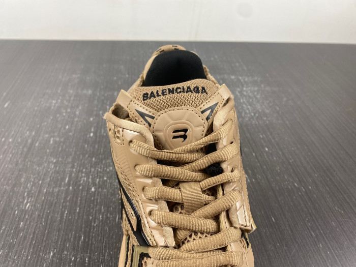 BLCG PHANTOM SNEAKER 677403 W2RA5 0126