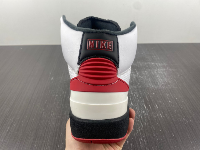 Air Jordan 2 Retro OG Chicago (2022) DX2454-106