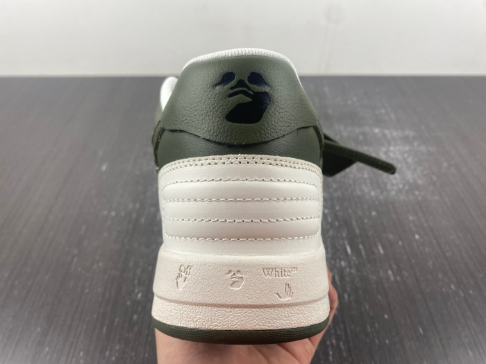 OFW SNEAKER