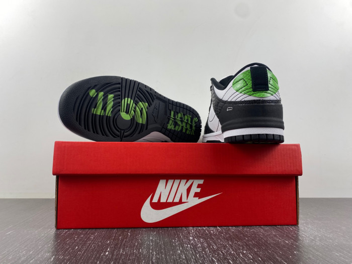 Nike Dunk Low Disrupt 2 Just Do It Snakeskin (W) DV1490-161