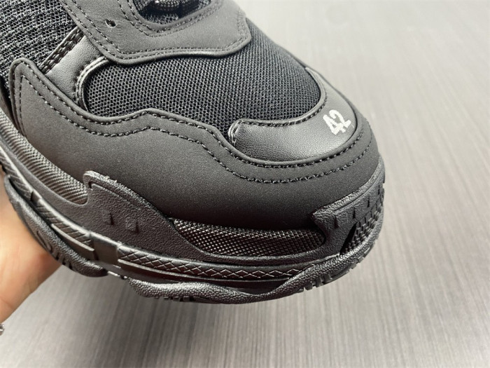 BLCG Sneaker Triple.s.Gomma Black 668563 W3CQ5 1000