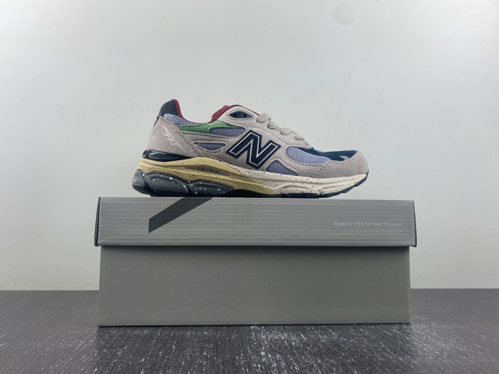N3W BLANCE SNEAKER M990AG3