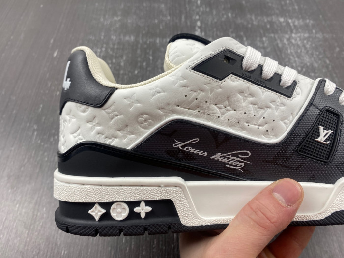 D00G7 Lou1su1tt SNEAKER LOW