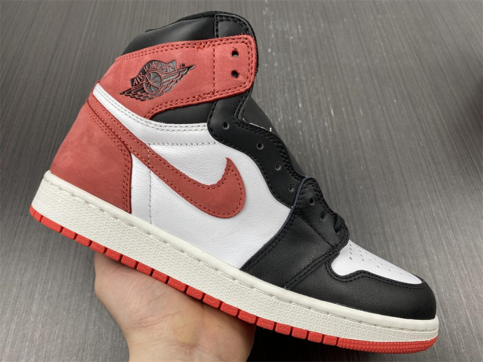 AIR Jordan 1 Retro High Track Red 555088-112