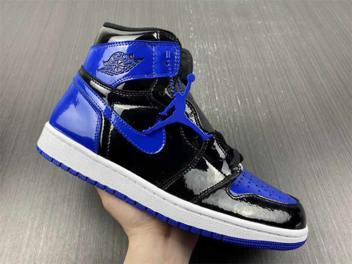 AIR JORDAN 1 HIGH OG “PATENT ROYAL”