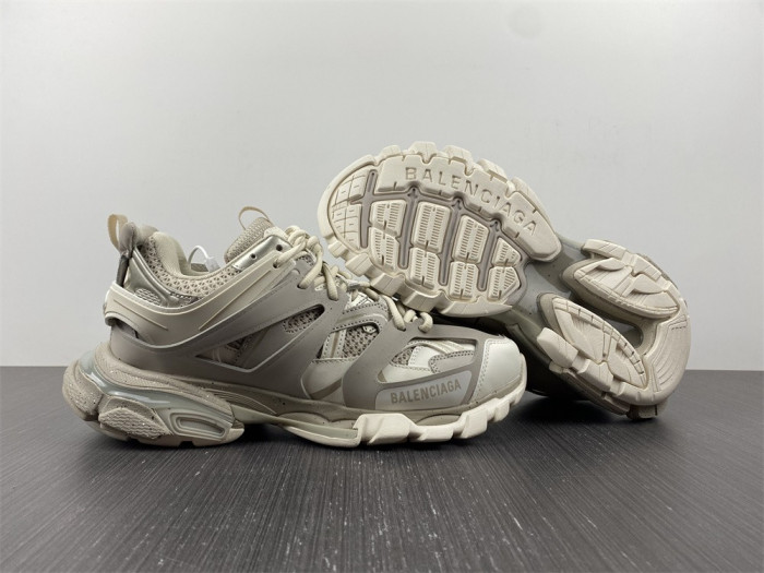 BLCG Track Trainer White 542023 W3FE4 9697